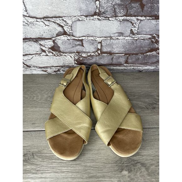 UGG Gold Leather Kamile Cross Strap Comfort Sandals Women Sz 10M US/41EU 1111040 - Picture 12 of 16